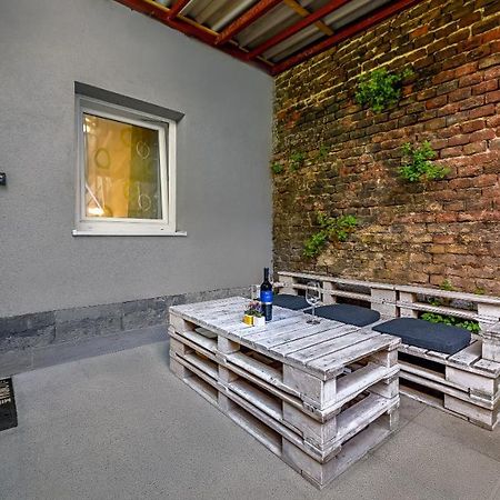 Charming & Cozy Apartment In Downtown ザグレブ エクステリア 写真