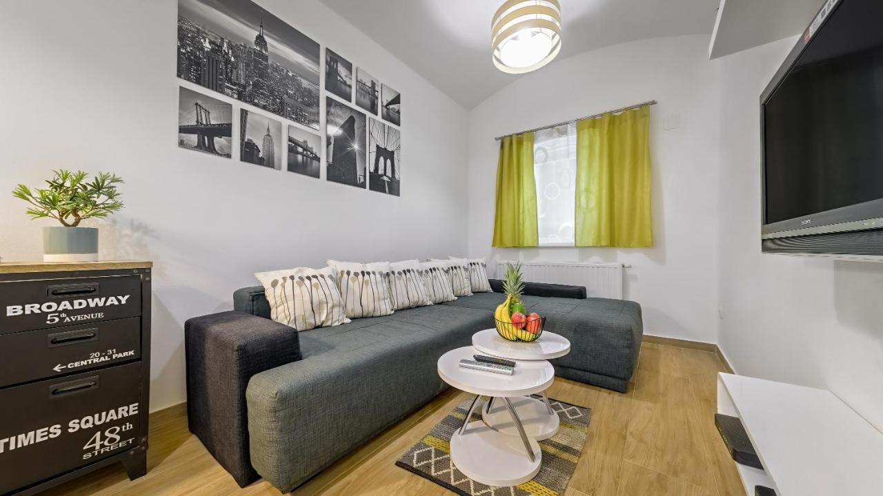 Charming & Cozy Apartment In Downtown ザグレブ エクステリア 写真