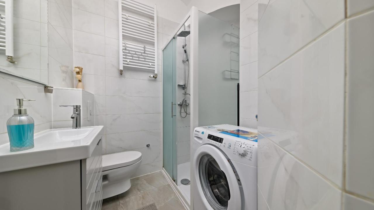 Charming & Cozy Apartment In Downtown ザグレブ エクステリア 写真